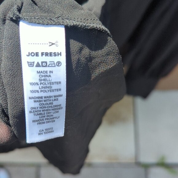 Joe Fresh Women's Semi Sheer Black Blouse With Built In Tank - Size Small NWT - Picture 5 of 5